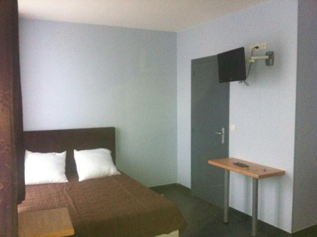 נאנטר Hotel Moderne מראה חיצוני תמונה